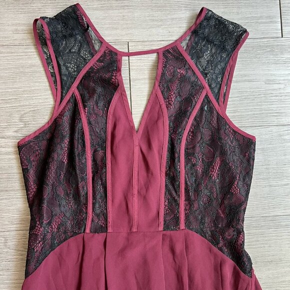NWT BCBGeneration Burgundy Chiffon Maxi Dress Black Lace Gown Formal Size 6 - Picture 4 of 7